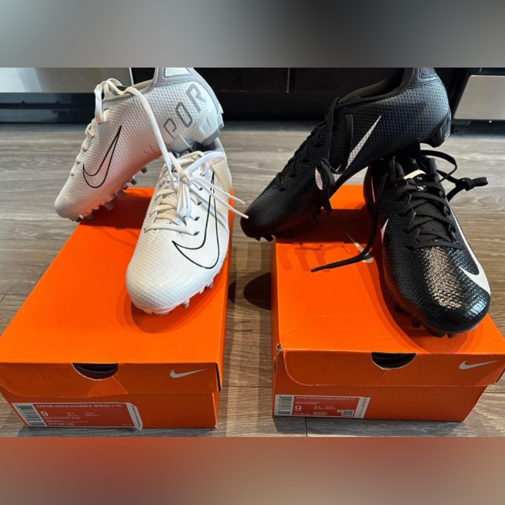 2 for 1 Nike vapor football cleats